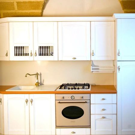 Beautiful Property In The Heart Of Gallipoli Ngoại thất bức ảnh