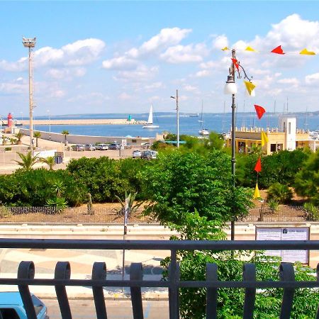 Beautiful Property In The Heart Of Gallipoli Ngoại thất bức ảnh