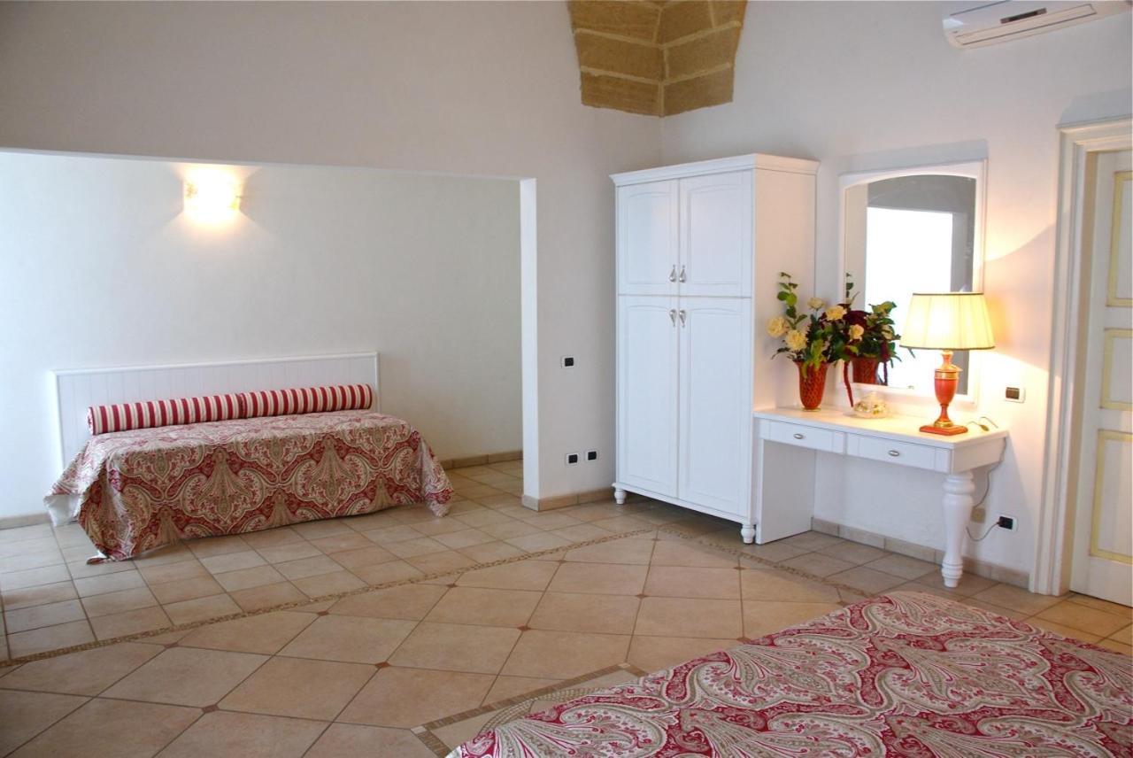 Beautiful Property In The Heart Of Gallipoli Ngoại thất bức ảnh